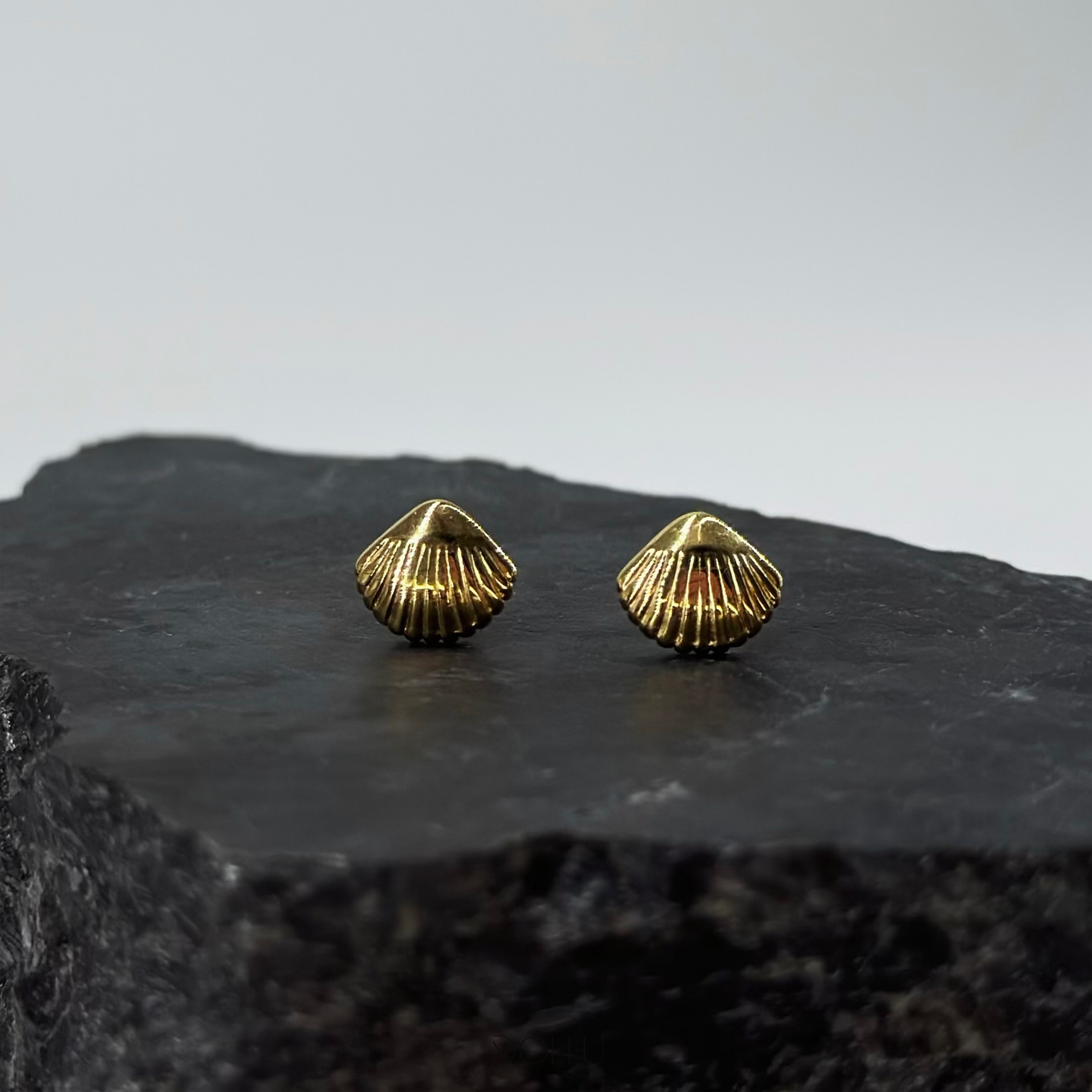 Kolczyki muszelki "Tiny Shell"